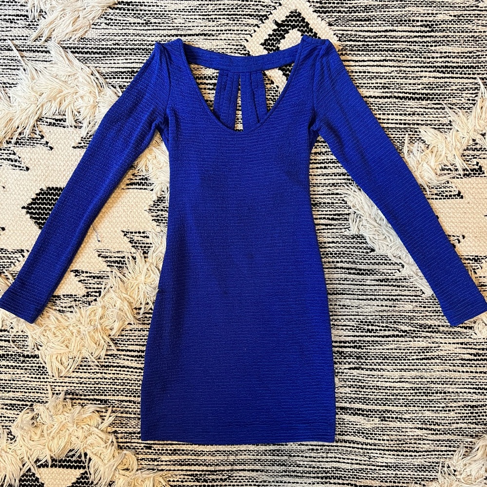 BCBGeneration Long Sleeve Dress. Size XXS. Worn Once.